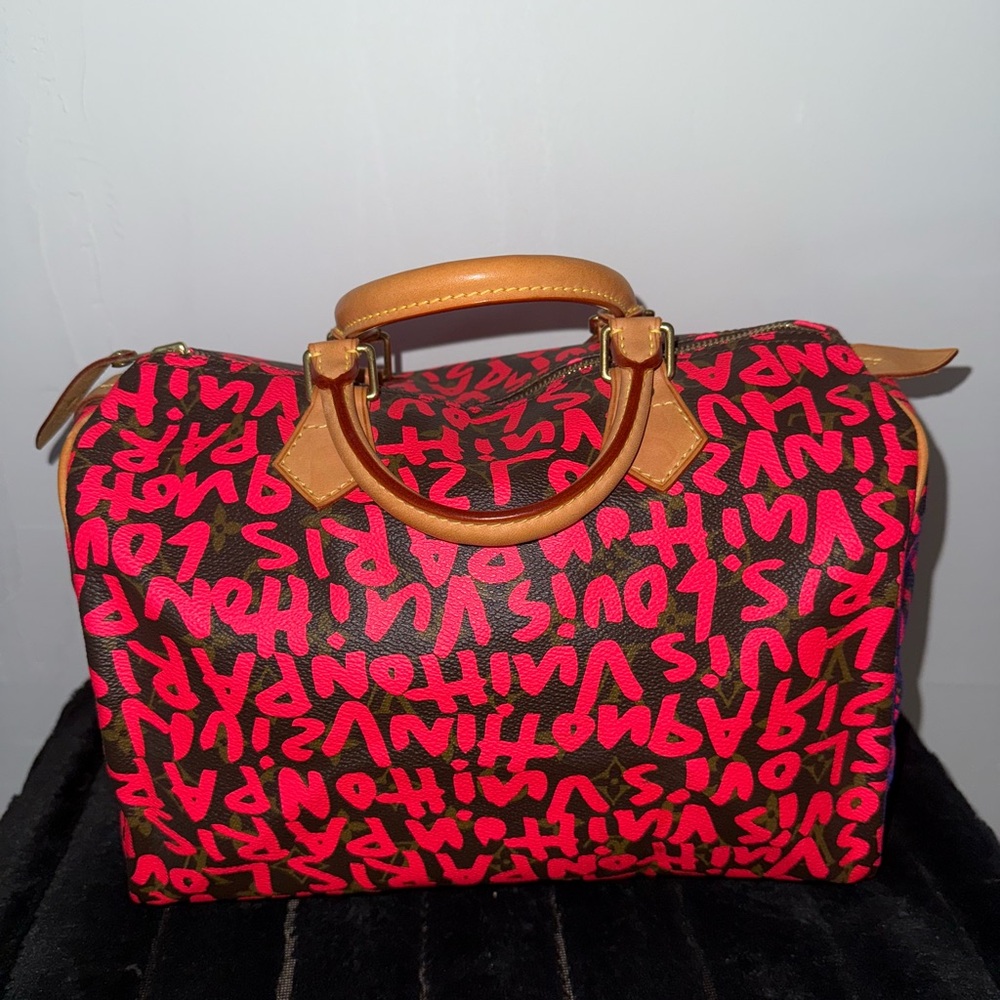 Authentic LOUIS VUITTON Monogram Graffiti Speedy 30 PINK - Picture 4 of 16